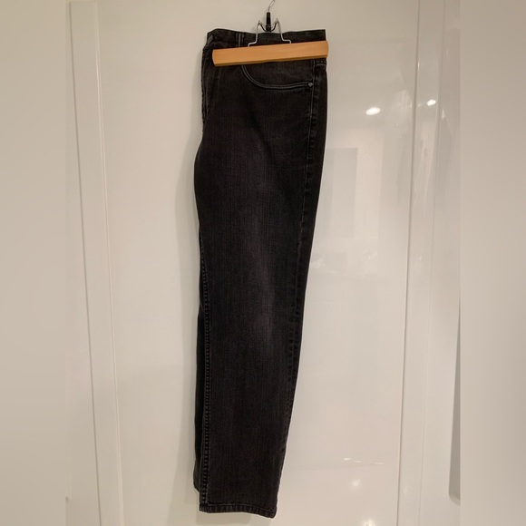 BLACK BROWN Men’s Jeans - Picture 2 of 4